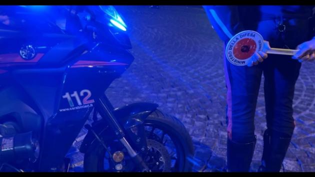 Centauro non si ferma all'alt ed investe un carabiniere