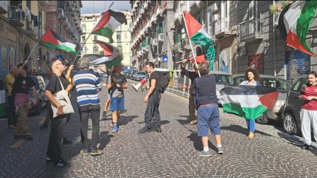 Ex premier israeliano Olmert a Napoli, strada blindata