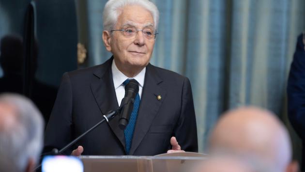 Mattarella, il diverso da sé visto come nemico da annientare