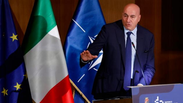 Crosetto, Nato? Disponibili su Samp-T e aerei radar