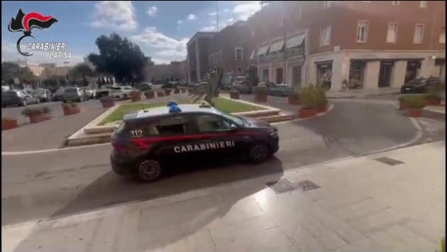 15enne suicida per bullismo, carabinieri ascoltano i genitori