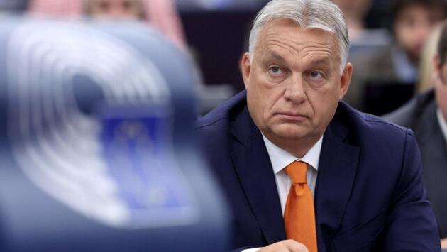 Il portavoce del governo di Orbàn replica a Salis con coordinate del carcere