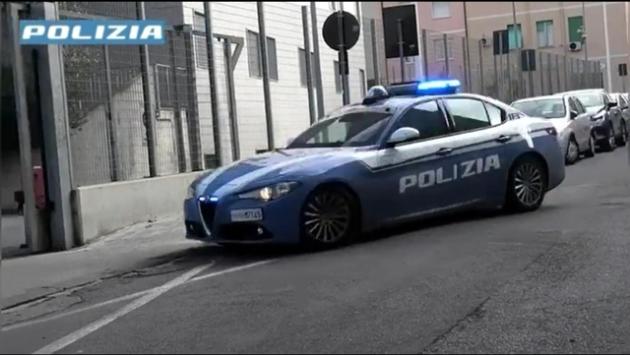 Giovane denuncia violenza sessuale, indaga la polizia