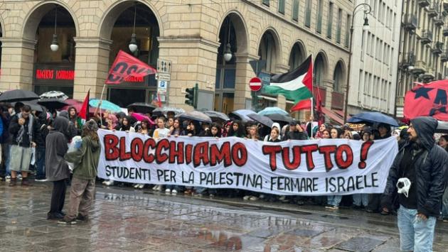 In migliaia a Milano al corteo per Gaza, 'bloccheremo tutto'