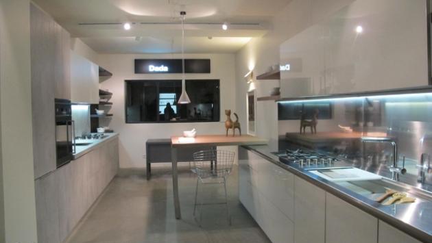 Trump annuncia, dazi al 50% per mobili da cucina e bagno