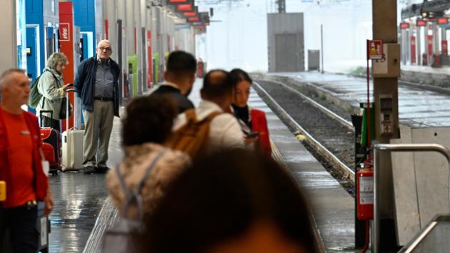 Alta velocità Roma Napoli, per guasto ritardi e treni fermi