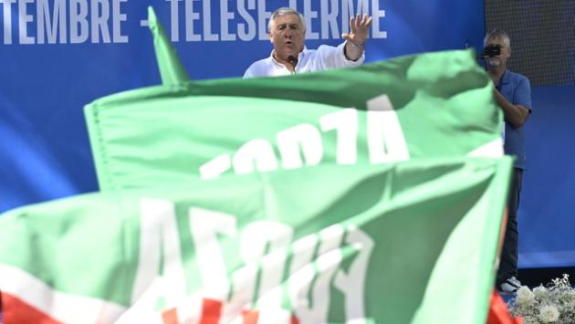 Tajani, garantire diritti alle unioni civili