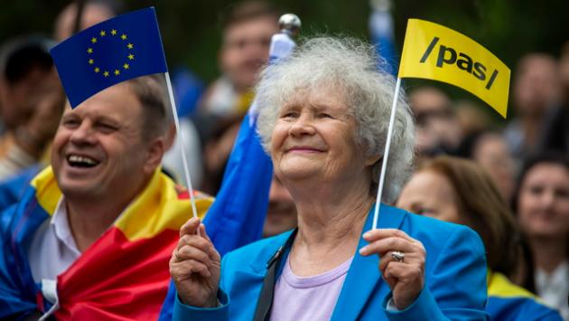 Moldavia: seggi aperti per le legislative, voto tra Ue e Russia