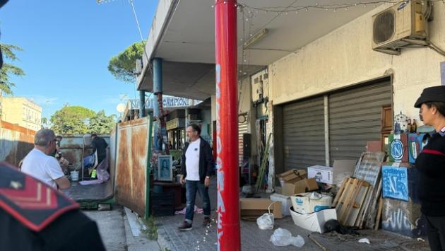 Don Patriciello, nei prossimi giorni 75enne davanti a gip