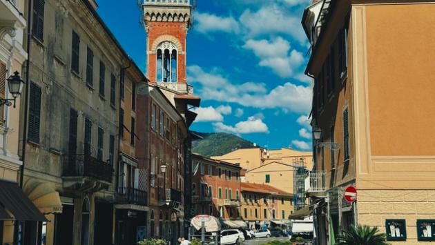 Ordinanza 'panni stesi', in Consiglio Sestri i 237 emendamenti