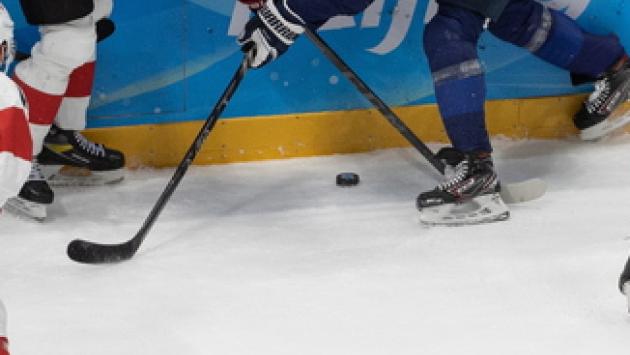Bolzano, il giocatore di hockey Andreas Palla muore durante una partita 