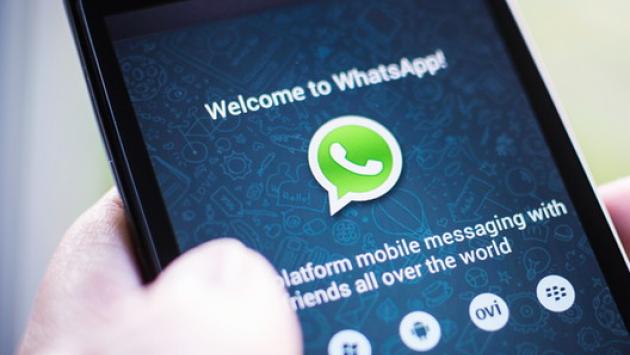 Più gruppi in una chat: WhatsApp si avvicina ai social e lancia Community