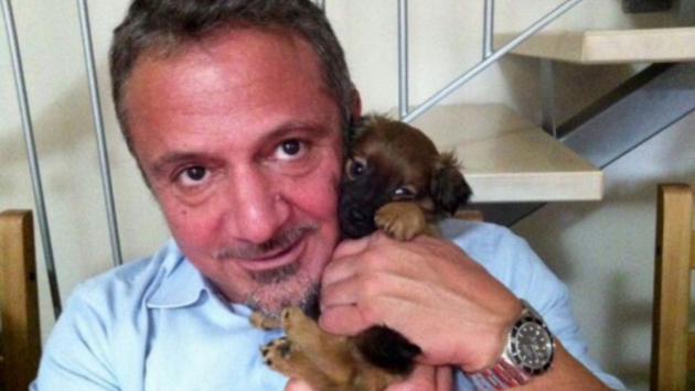 I genitori di Paolo: «Non era un mostro». Sequestrato il computer 