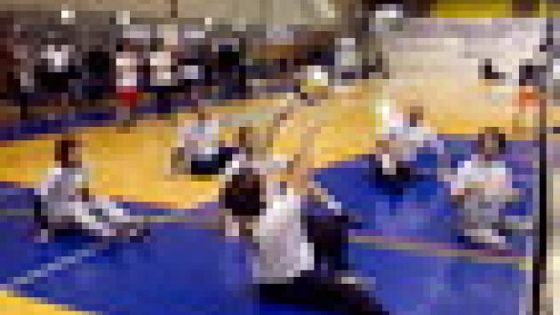 Torneo di sitting volley per raccogliere fondi per la ricerca scientifica