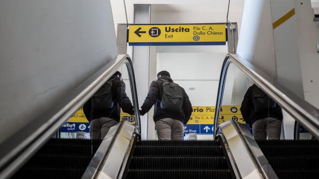 "Stazione di Parma: niente panchine, nè sala d'attesa o cibo. E' questa la sicurezza?"