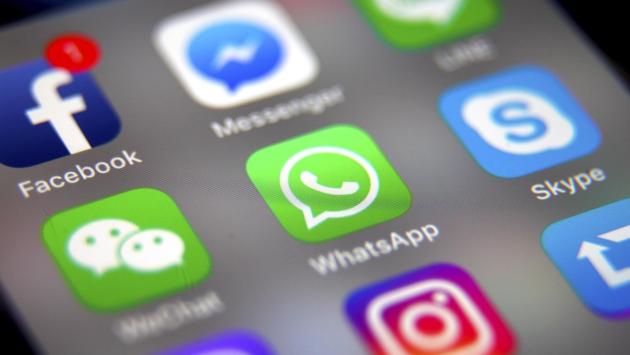 Facebook: giro di vite sui video live per gli utenti estremisti