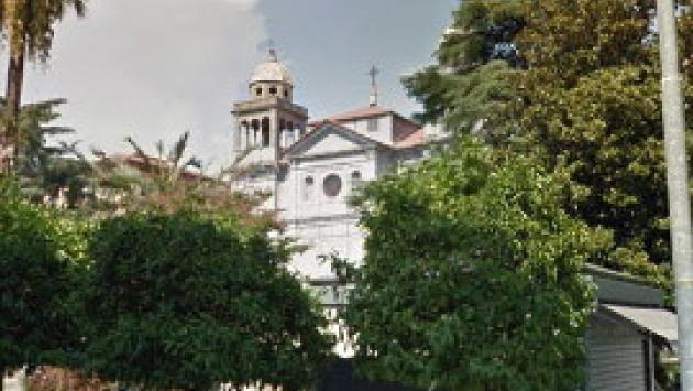 Campane a morto contro Altaforte. CasaPound: "La chiesa resti fuori"