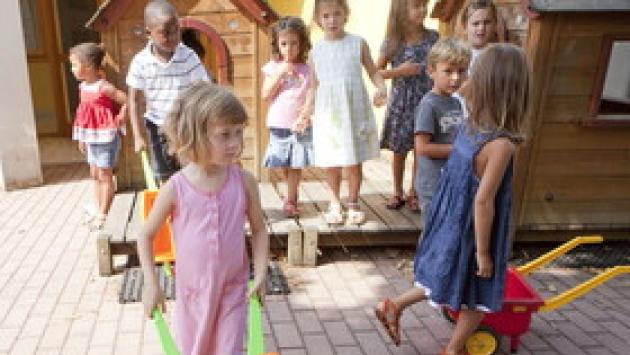 Maltrattava alunni, maestra sospesa per due mesi nell'Ennese