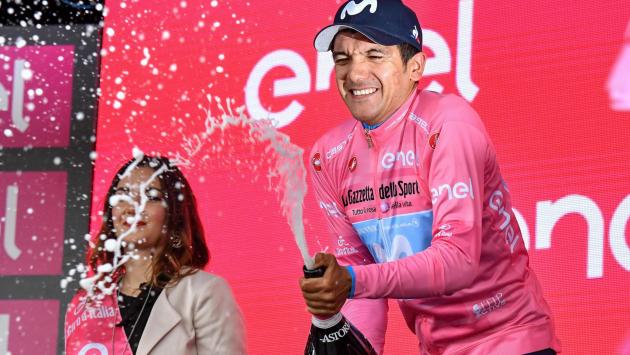 Giro, vince Chaves, Carapaz sempre in rosa