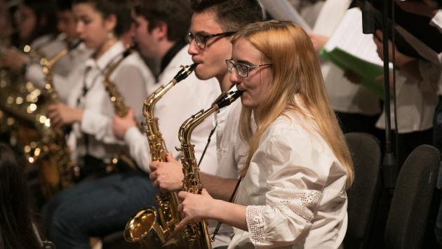 Sul palco del Paganini 170 coristi e 80 musicisti di 12 scuole