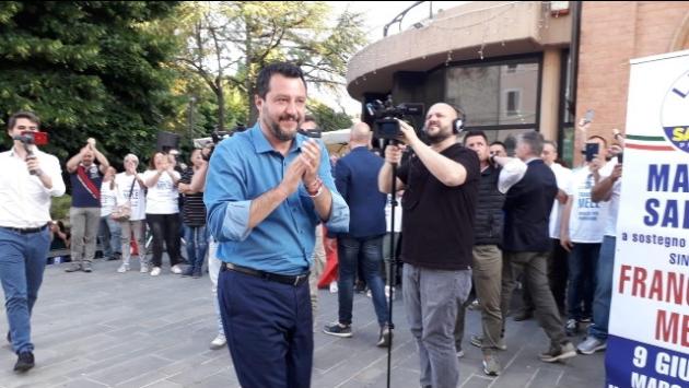 Salvini,segnalare giudici politicizzati