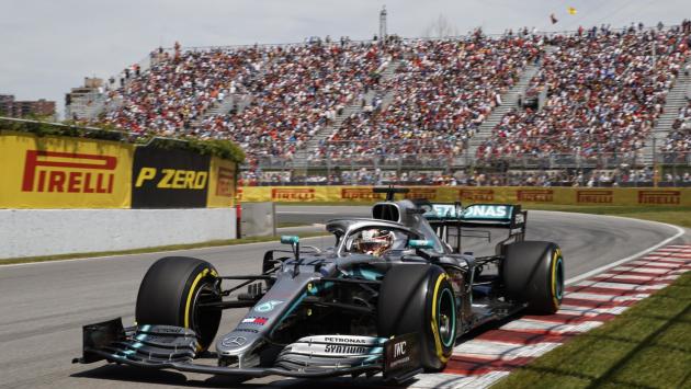 F1, a Vettel 5" di penalità. Vince Hamilton, scoppia la polemica
