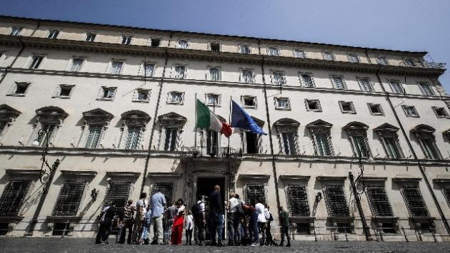 Assurde divisioni nel governo