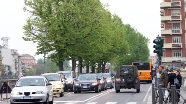 Viale Mariotti chiuso al traffico per lavori. Le deviazioni dei bus 