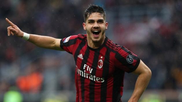 Andrè Silva: "Contento di tornare a Milanello"