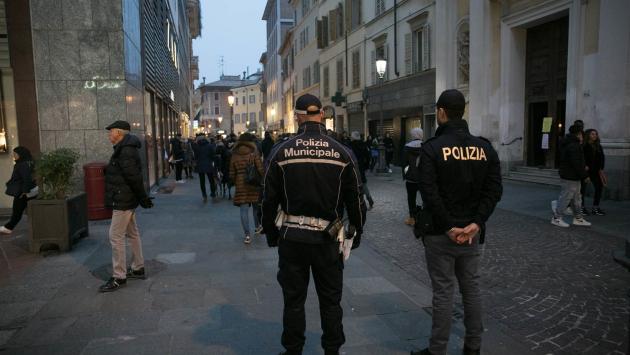 Baby gang in via Cavour: denunciati due minorenni