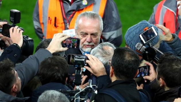 Napoli, scambio con l'Inter per Icardi