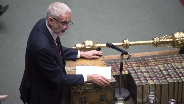 Corbyn  appoggia formalmente un referendum bis e chiede di restare in Europa