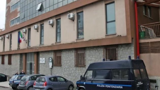 Curava i tumori con gli ultrasuoni, "a processo"