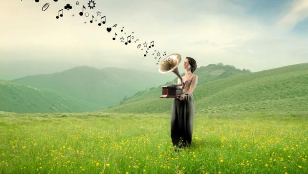 Tra spaghettate, notte rosa e musica: l'agenda del sabato