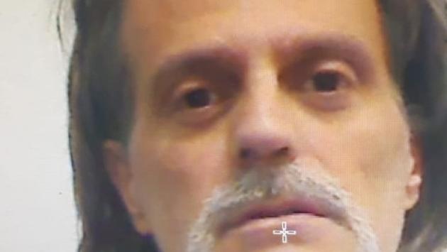 L'omicida di Savona è ancora in fuga, diffusa la foto