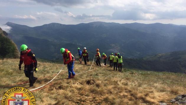 Cade mentre affronta coi compagni una via d'arrampicata:  salvata dal soccorso alpino
