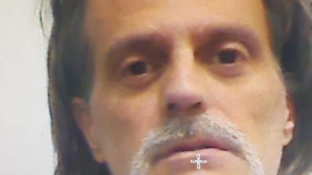 Uccise la ex moglie mentre cantava al karaoke, ora ammazza  il compagno di cella
