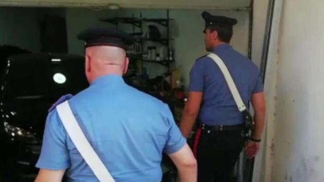 Picchiata, frustata e violentata: arrestato il compagno