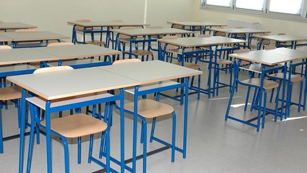 Professoressa fa sesso con un’alunna minorenne: denunciata dalla psicologa, sospesa per un anno