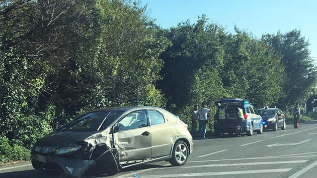 Incidente a Stradella: illeso l'autista