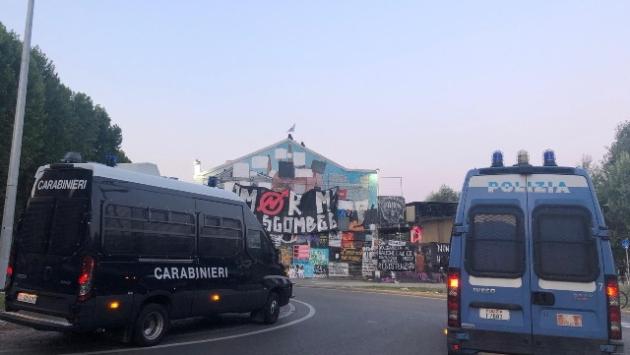 Sgomberato il centro sociale Xm24 a Bologna