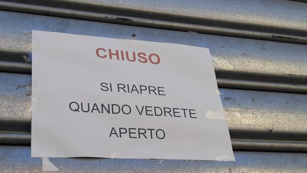 Via Bixio, chiuso per ferie