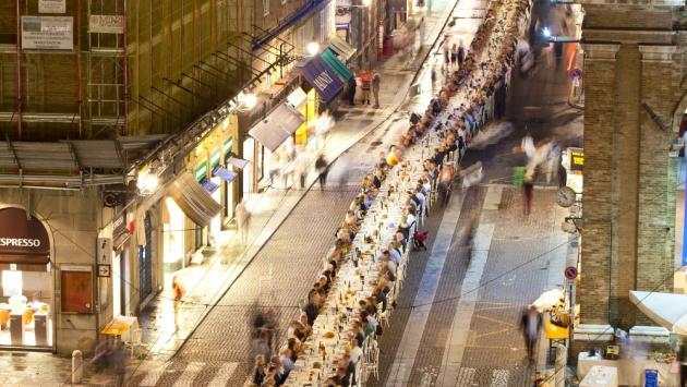 Cena dei Mille stasera in strada della Repubblica. Tutte le informazioni pratiche