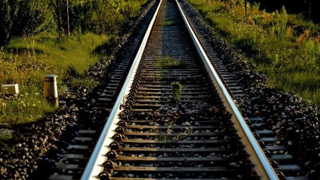Lavagna, cadavere sui binari, traffico sospeso