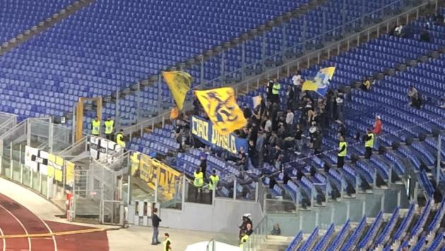 Lazio-Parma, striscione dei tifosi gialloblù per Diabolik: 'Ciao Diablo'