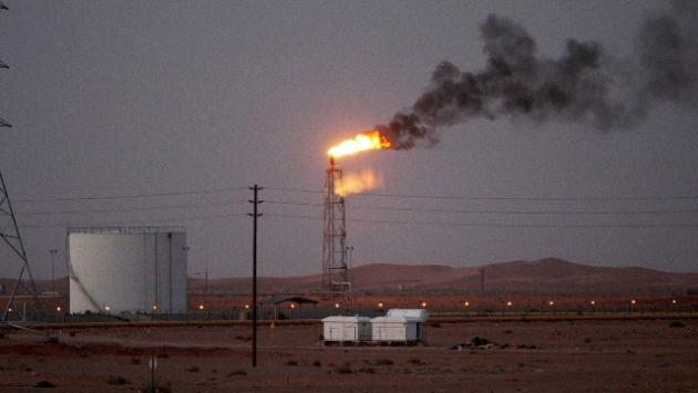 Comanda ancora il petrolio