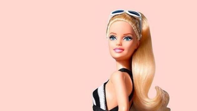Deputata russa chiede di vietare Barbie, 'promuove i valori Lgbt'