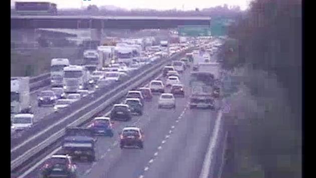 Incidente in A1 zona fiere: lunga coda verso Bologna