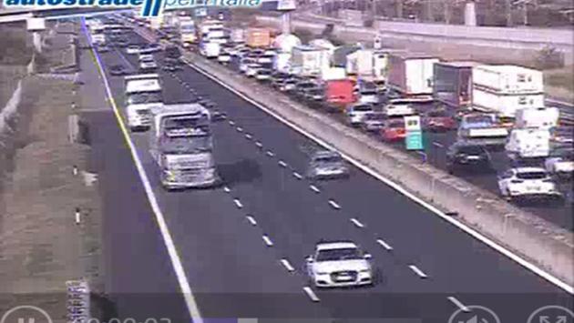 Lavori in corso in A1: coda di 6 km Bivio A1/A15 Parma-La Spezia e Fiorenzuola