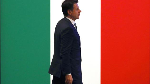 Conte rivendica lo stop alle tasse. Le imprese chiedono di più